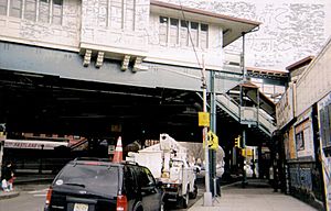 Simpson Street Station.jpg