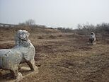 Tomb of Xiao Zhengli - Two Bixies