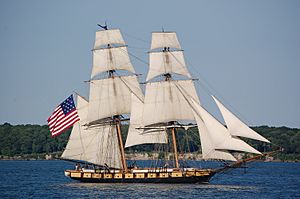 Brig Niagara full sail.jpg