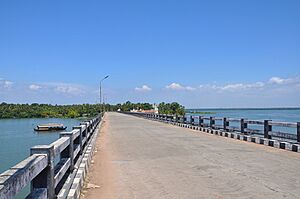 Dalavapuram-Pallikodi Bridge