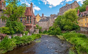 Dean Village, Edinburgh (37952869852)