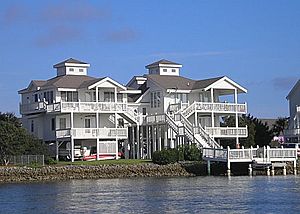 Emerald Isle homes.JPG