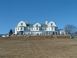 Marian-Court-College-seaside