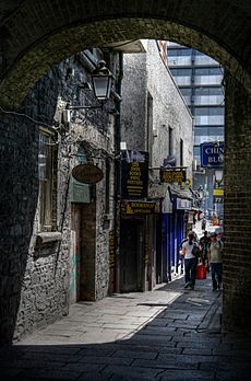 Merchants Arch Temple Bar