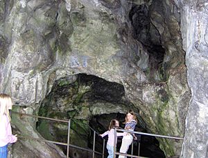 Stvincentscave