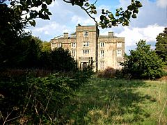 Winstanley Hall 2006.jpg