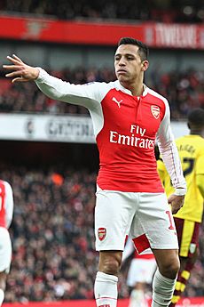 Alexis Sanchez Arsenal Vs Burnley (24736448805) (cropped)