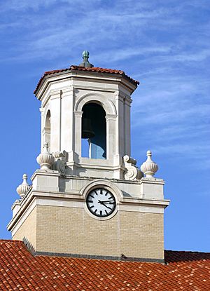 CollegeHalltower001