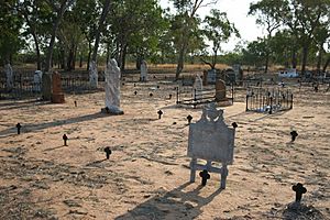 Croydon Cemetery (2011).jpg