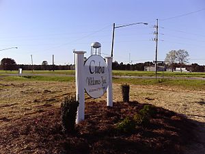 Welcome sign to Cuba