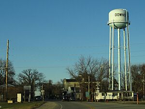 Downs, Illinois (11052105206).jpg