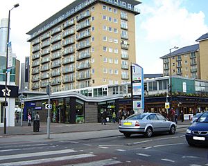 Feltham high street 2.jpg