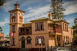 Kiama Post Office, September 2017.jpg