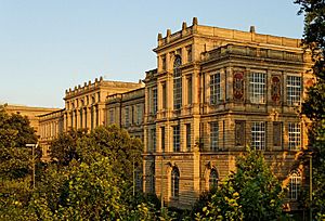 Kunstakademie in Duesseldorf-Altstadt, von Nordwesten.jpg