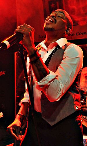 Raheem DeVaughn (2010).JPG