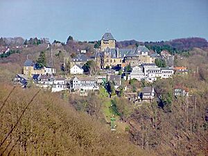 Schloss-burg-20040223-135s