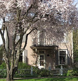 Travelers Home - Sheridan Oregon