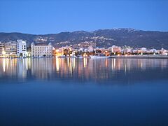 Volos-bynight