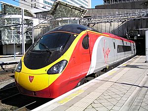 390029 'City of Stoke-on-Trent' at Birmingham New Street.JPG