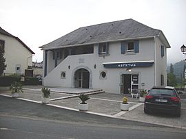 Garindein (Pyr-Atl, Fr) la mairie.JPG