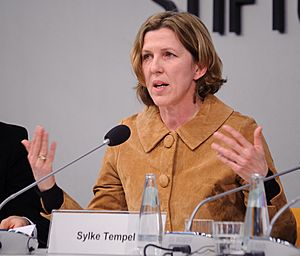 Sylke Tempel (6788655438).jpg