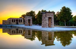 Templo de Debod in Madrid.jpg