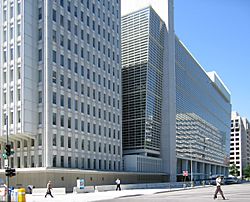 World Bank building at Washington.jpg