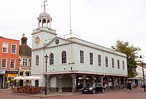 Faversham Market (6110526770).jpg