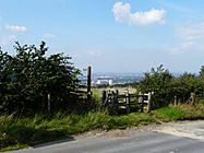 Footpath to Gee Cross - geograph.org.uk - 972681