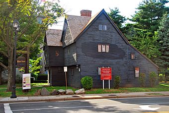 The witch house salem 2009.JPG