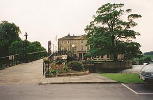 Walton Hall.jpg