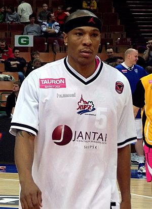 Darnell Hinson (cropped).jpg