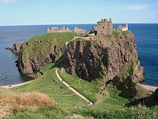 Dunnottar Castle 2