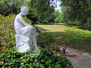 Middleton-place-statue-sc1