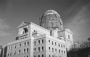 Architecture. St-Joseph Shrine BAnQ P48S1P01110