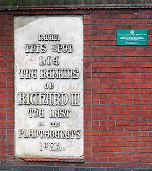 Bow Bridge Richard III plaques