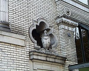 CapitolTheatreBuildingDetail2