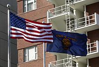 Flags-of-usa-and-oregon