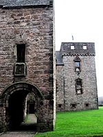 Newark Castle gatehouse