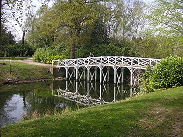 Painshill Park 012 Chinese Bridge