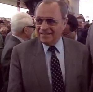 Pierre Beregovoy.jpg