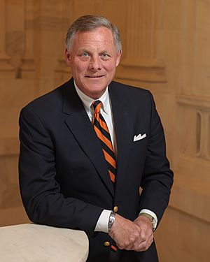 Richard Burr official portrait.jpg