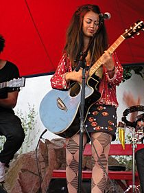 Aura Dione1.JPG