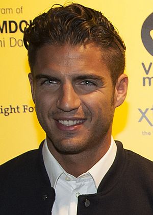 Maxi Iglesias (cropped).jpg