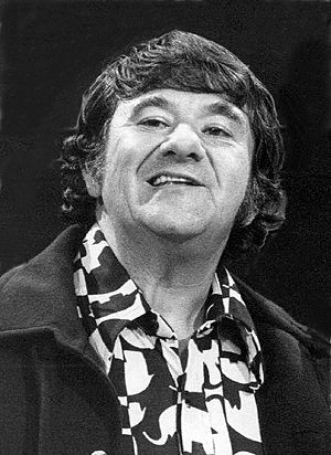 Buddy Hackett in 1973.JPG