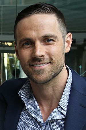 Dylan Bruce March 2015.jpg