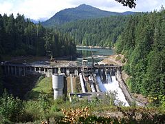 Elwha Dam under deconstruction