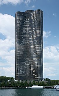 Lake Point Tower.jpg