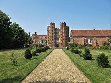 Layer Marney gatehouse 02