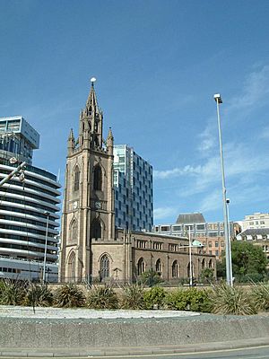 Liverpool, Pier Head church